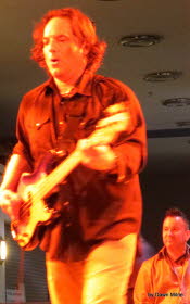 2015 (23)